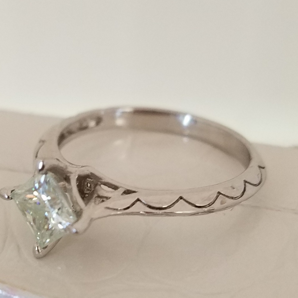 Moissanite Ring - image 5